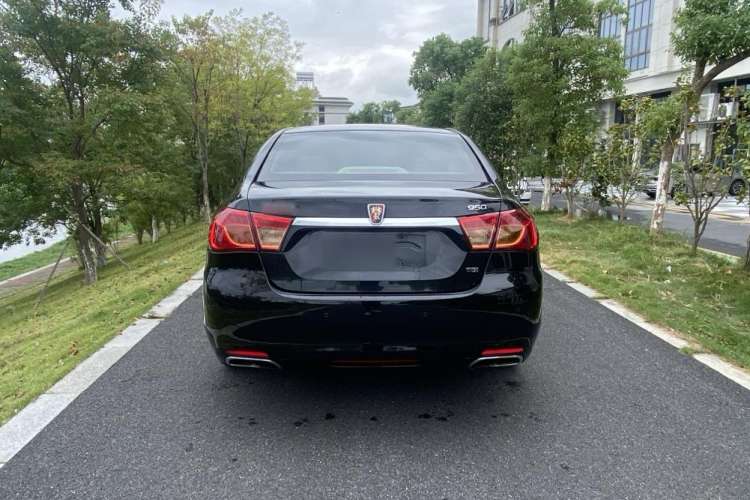 Used Roewe 950 2015 1.8T Elite Edition Rear