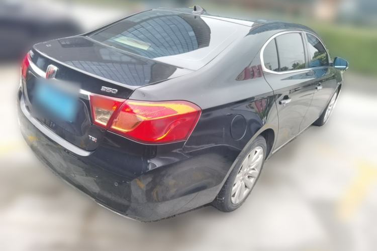 Used Roewe 950 2015 2.0T Luxury Executive Edition Rear Right 45 Deg