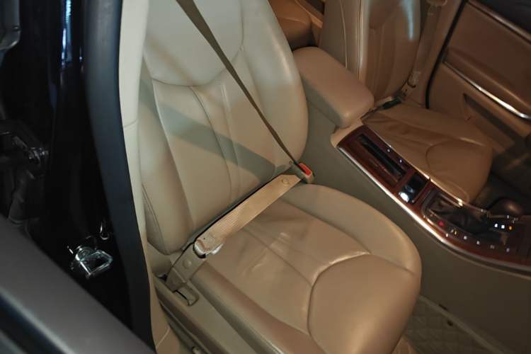 Used Roewe 950 2015 1.8T Luxury Edition Right Front Seat