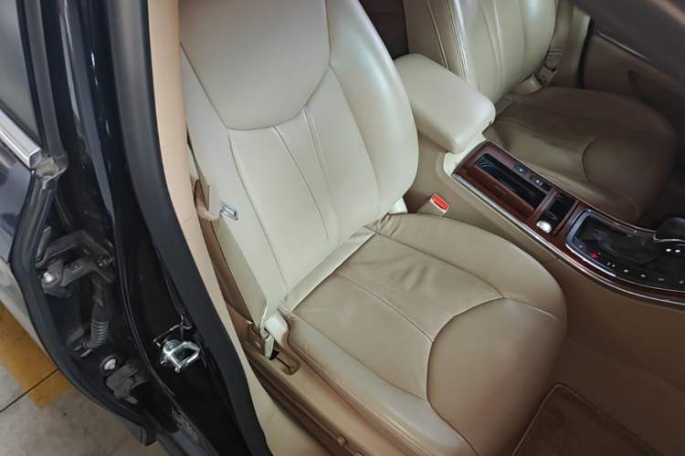 Used Roewe 950 2015 1.8T Luxury Edition Right Front Seat