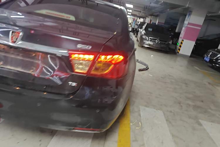Used Roewe 950 2015 1.8T Luxury Edition Right Rear Taillight