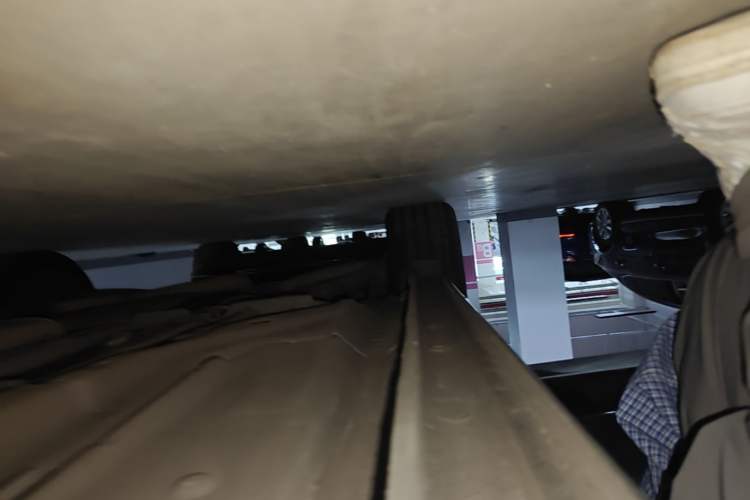 Used Roewe 950 2015 1.8T Luxury Edition Right Side Sill