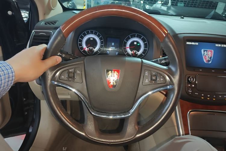 Used Roewe 950 2015 1.8T Luxury Edition Steering Wheel