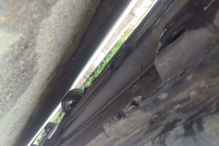 Used Roewe 950 2017 30T Internet Flagship Edition Chassis Front Left