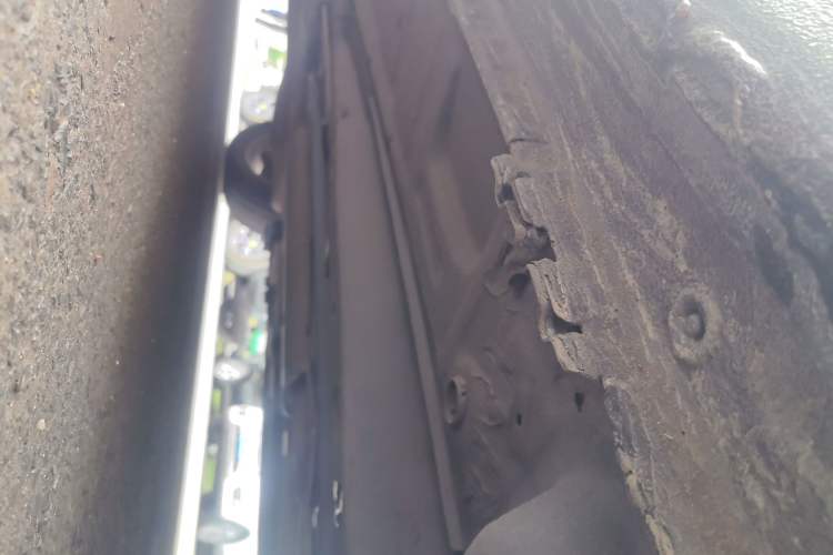 Used Roewe 950 2017 30T Internet Flagship Edition Chassis Front Right