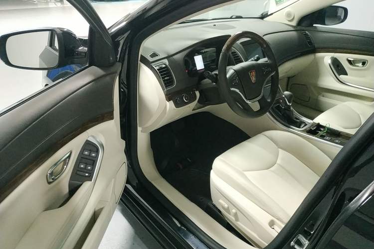 Used Roewe 950 2017 30T Internet Flagship Edition Driver Seat