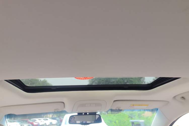 Used Roewe 950 2017 30T Internet Flagship Edition Headliner