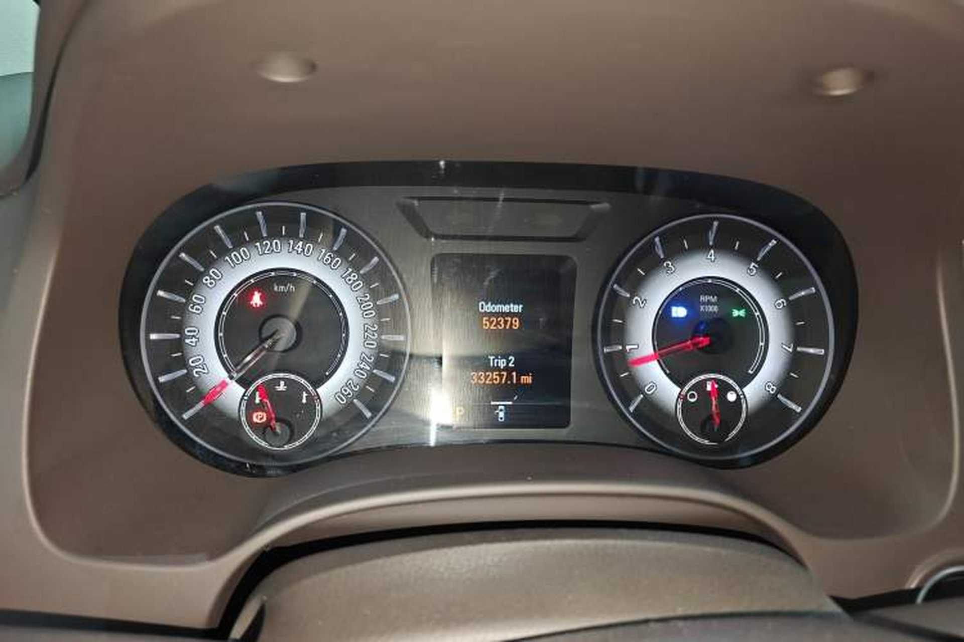 Used Roewe 950 2017 30T Internet Executive Supreme Edition Instrument Cluster