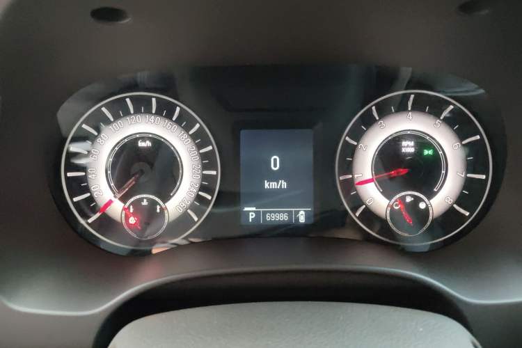 Used Roewe 950 2017 30T Internet Flagship Edition Instrument Cluster