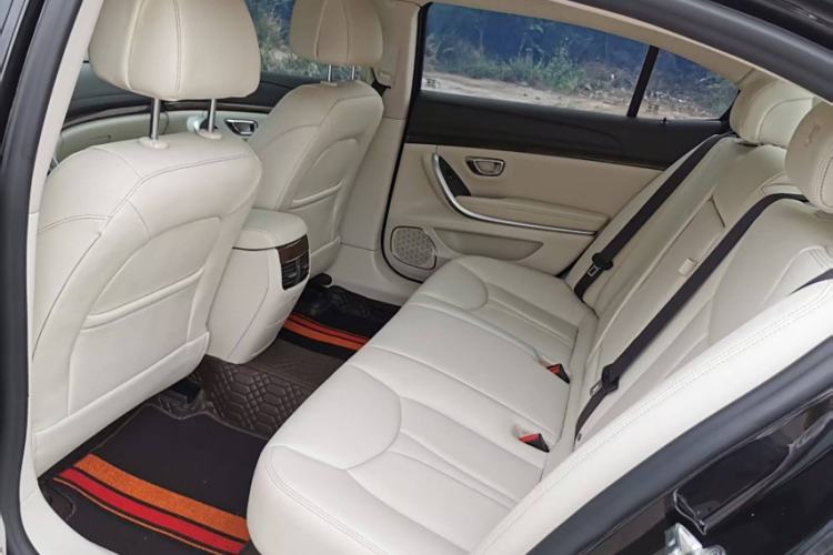 Used Roewe 950 2017 30T Internet Flagship Edition Interior 3
