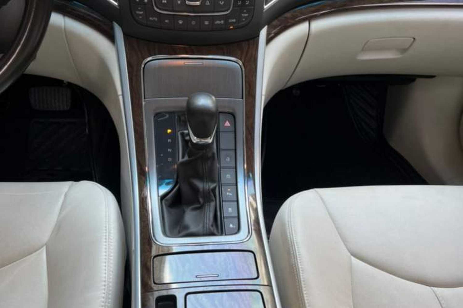 Used Roewe 950 2017 30T Internet Flagship Edition Interior 4