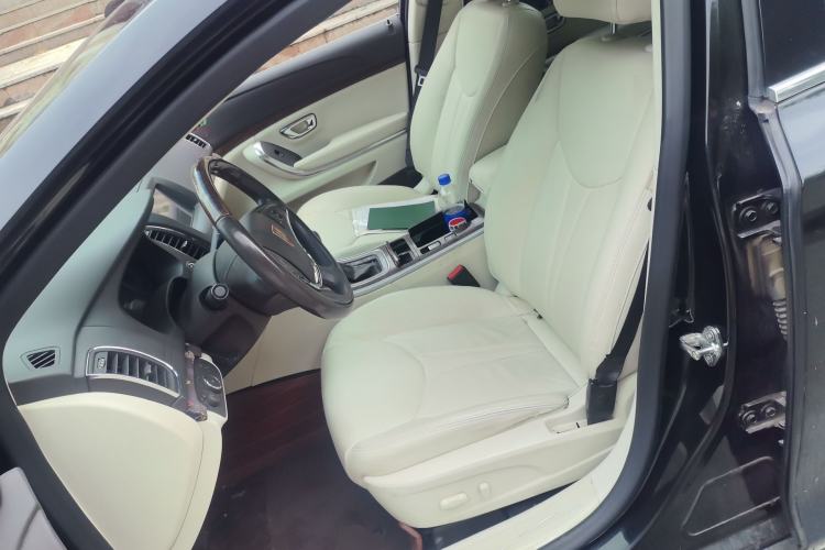 Used Roewe 950 2017 30T Internet Flagship Edition Left Front Seat