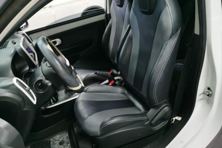 Used Roewe Clever 2022 311km QiQi BoBo Edition Left Front Seat