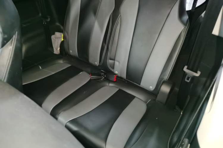Used Roewe Clever 2022 311km QiQi BoBo Edition Left Rear Seat