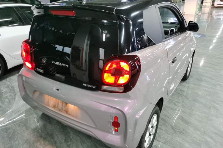 Used Roewe Clever 2022 311km QiQi BoBo Edition Rear Right 45 Deg