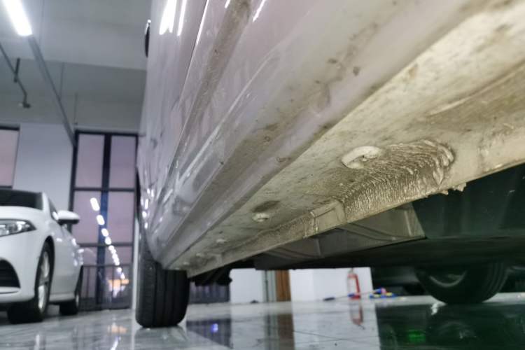 Used Roewe Clever 2022 311km QiQi BoBo Edition Right Side Sill