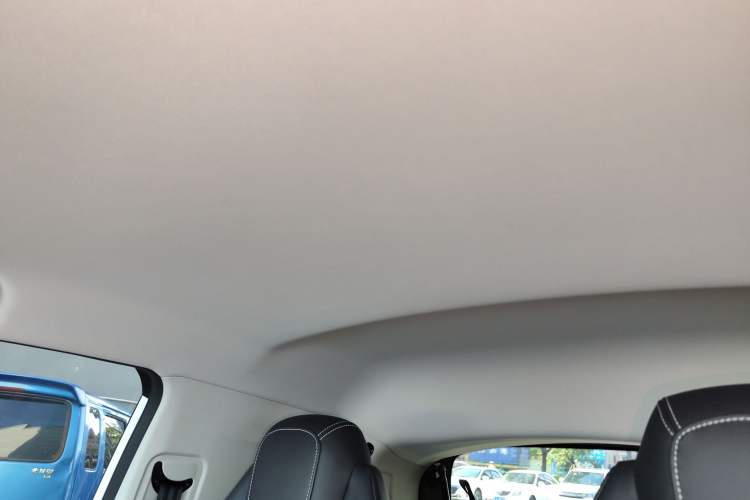 Used Roewe Clever 2022 311km QiQi BoBo Edition Headliner