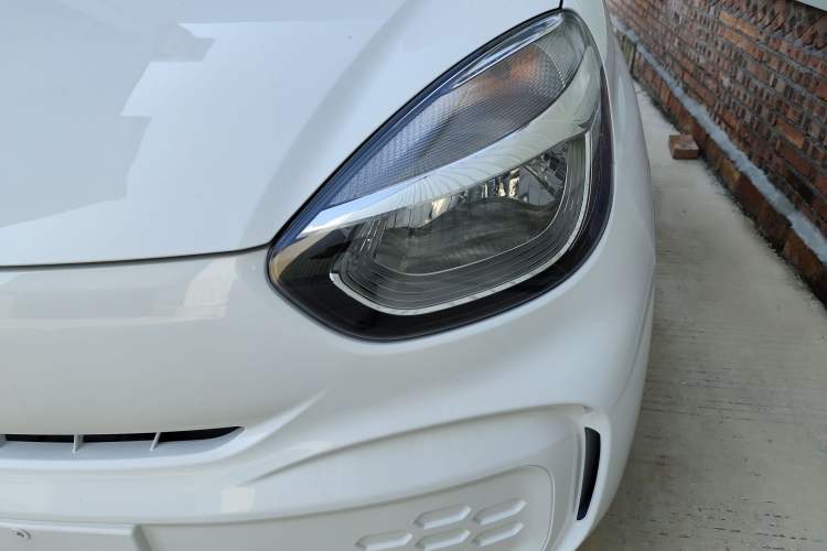 Used Roewe Clever 2022 311km QiQi BoBo Edition Left Front Headlight