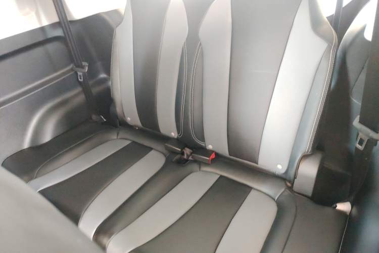 Used Roewe Clever 2022 311km QiQi BoBo Edition Left Rear Seat