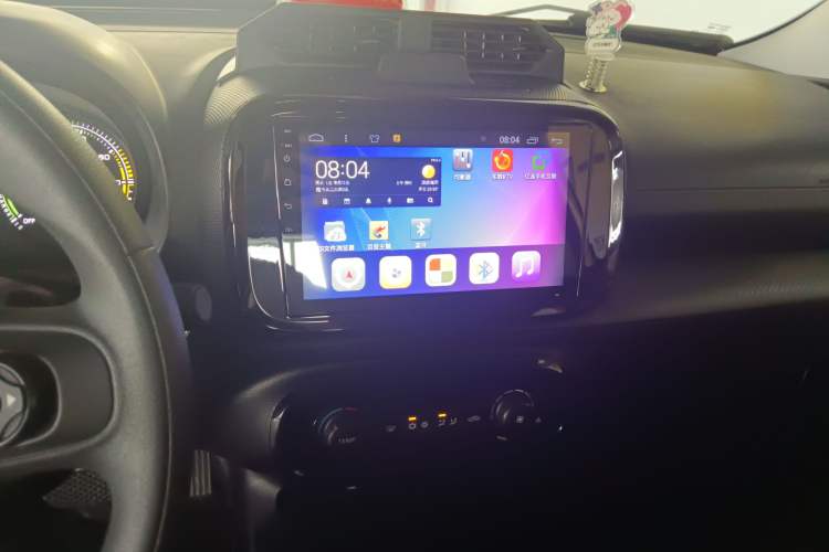 Used Roewe Clever 2022 311km QiQi BoBo Edition Audio And AC Panel