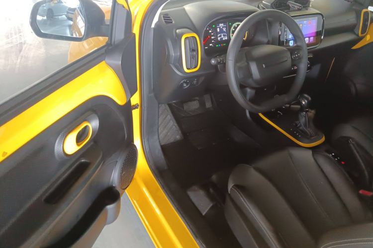 Used Roewe Clever 2022 311km QiQi BoBo Edition Driver Seat