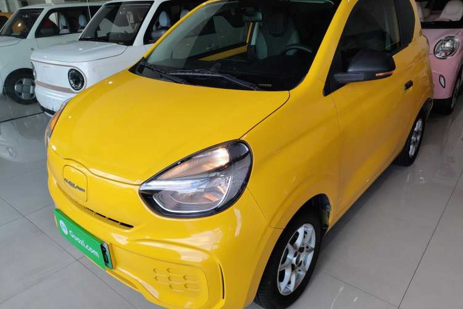 Used Roewe Clever 2022 311km QiQi BoBo Edition Front Left 45 Deg