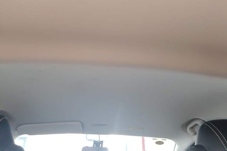 Used Roewe Clever 2022 311km QiQi BoBo Edition Headliner