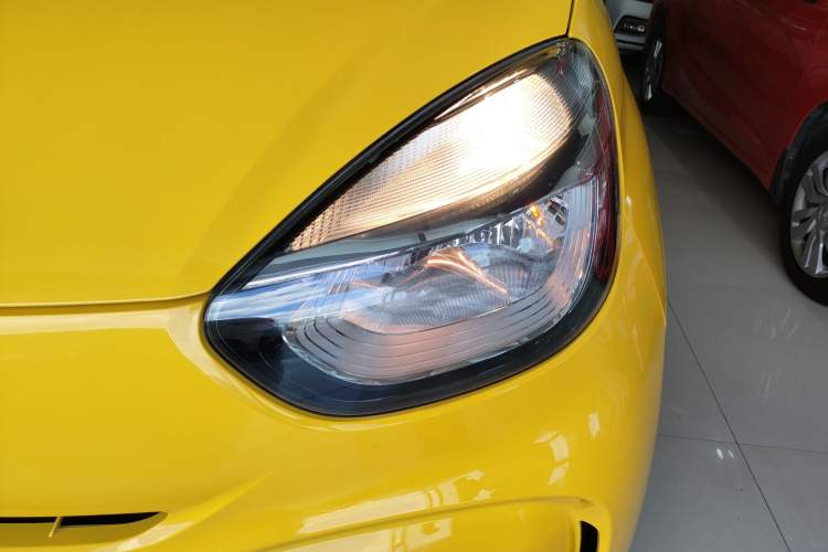 Used Roewe Clever 2022 311km QiQi BoBo Edition Left Front Headlight