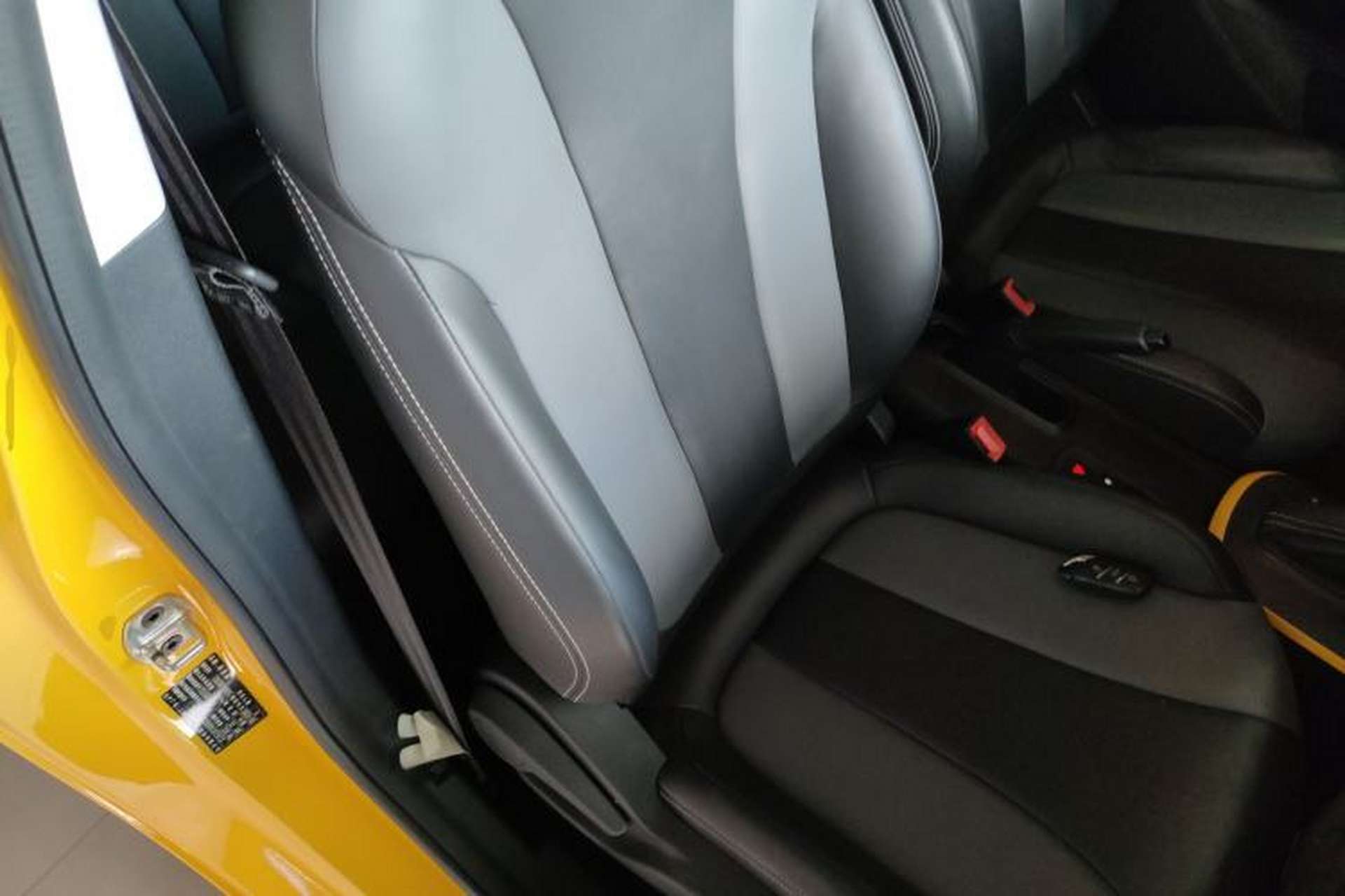 Used Roewe Clever 2022 311km QiQi BoBo Edition Right Front Seat