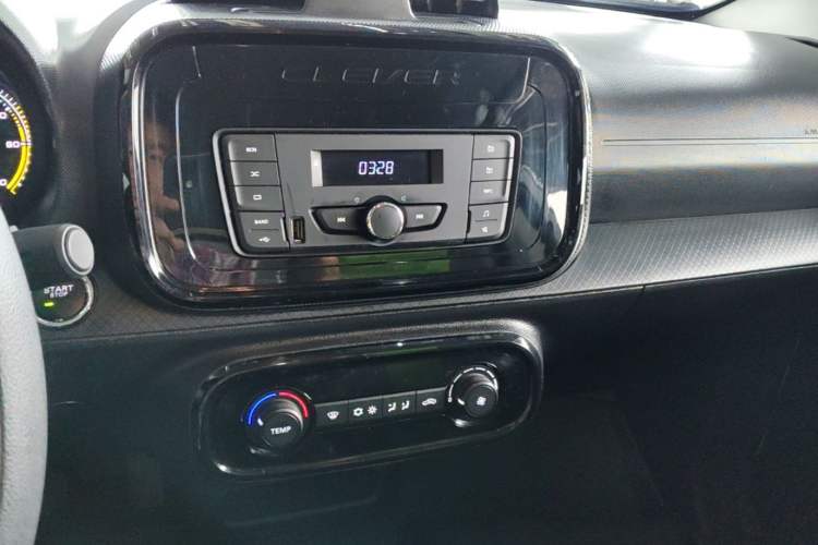 Used Roewe Clever 2020 Urban Style Edition Audio And AC Panel