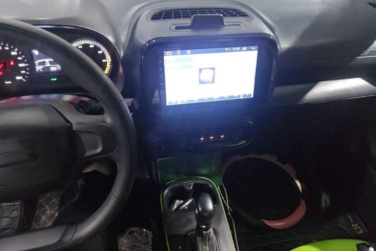 Used Roewe Clever 2020 Urban Style Edition Audio And AC Panel