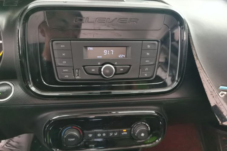 Used Roewe Clever 2020 Urban Style Edition Audio And AC Panel