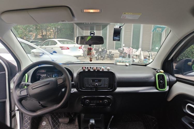 Used Roewe Clever 2020 Urban Style Edition Center Console