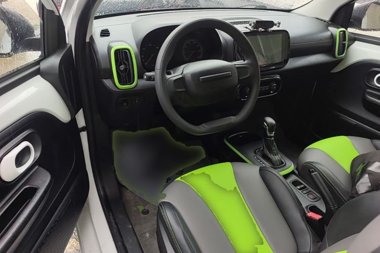 Used Roewe Clever 2020 Urban Style Edition Center Console