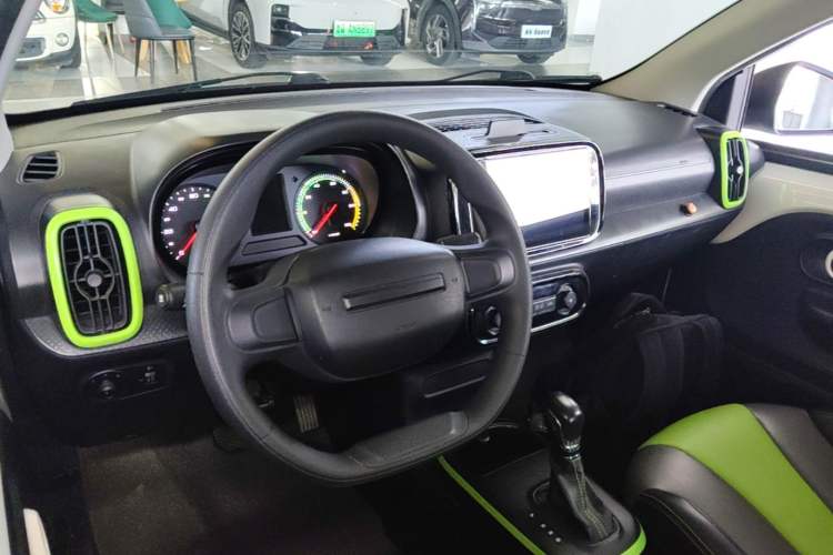 Used Roewe Clever 2020 Urban Style Edition Center Console