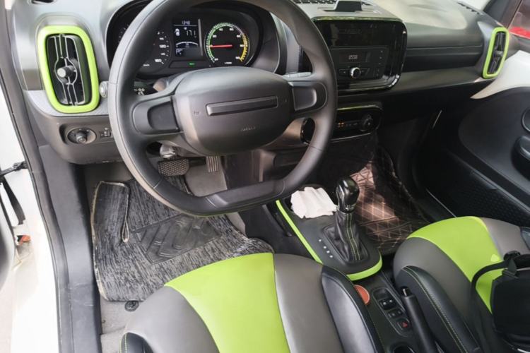 Used Roewe Clever 2020 Urban Style Edition Center Console