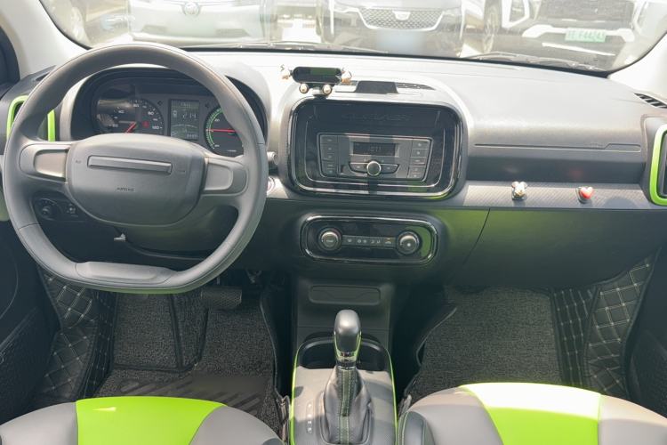 Used Roewe Clever 2020 Urban Style Edition Center Console