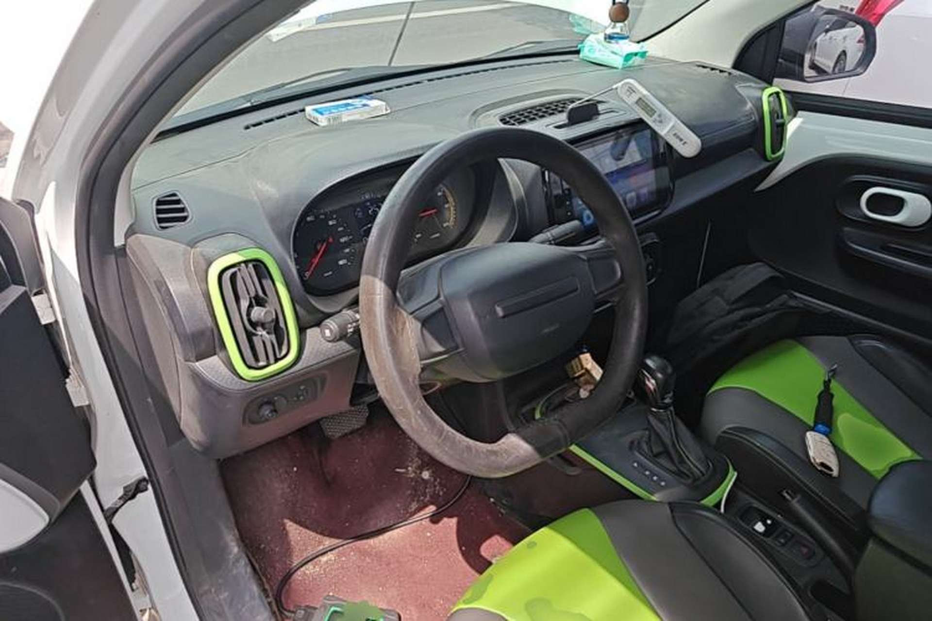 Used Roewe Clever 2020 Urban Style Edition Center Console