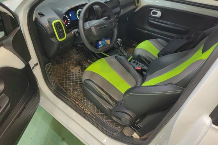 Used Roewe Clever 2020 Urban Style Edition Driver Seat