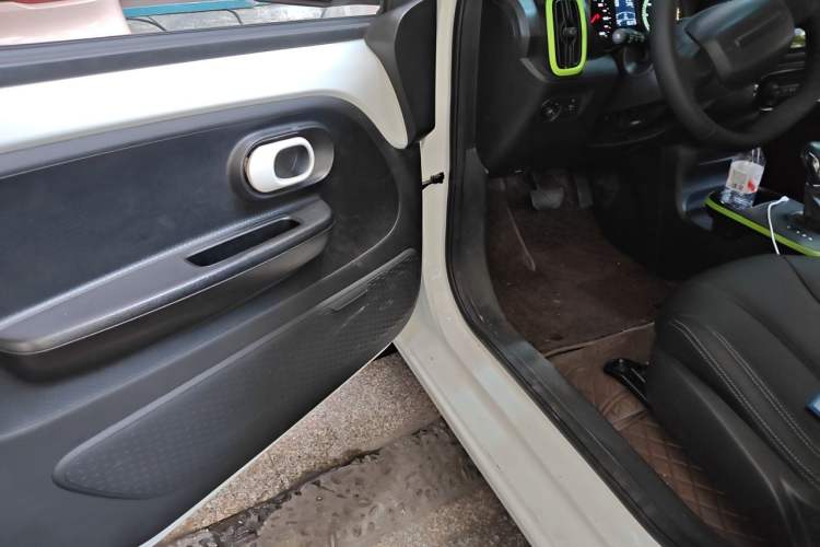 Used Roewe Clever 2020 Urban Style Edition Driver Seat