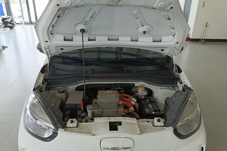 Used Roewe Clever 2020 Urban Style Edition Engine Bay