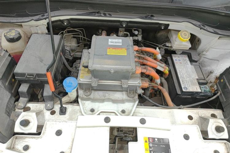 Used Roewe Clever 2020 Urban Style Edition Engine Bay
