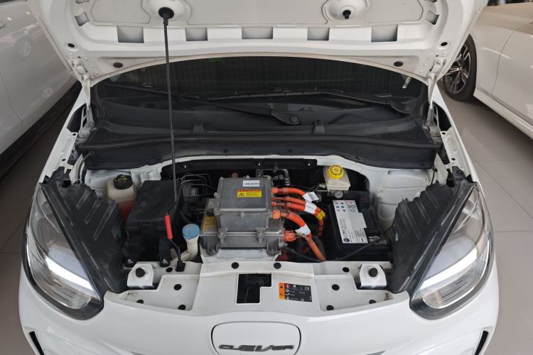 Used Roewe Clever 2020 Urban Style Edition Engine Bay