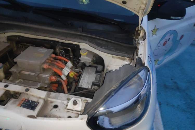 Used Roewe Clever 2020 Urban Style Edition Engine Bay Left