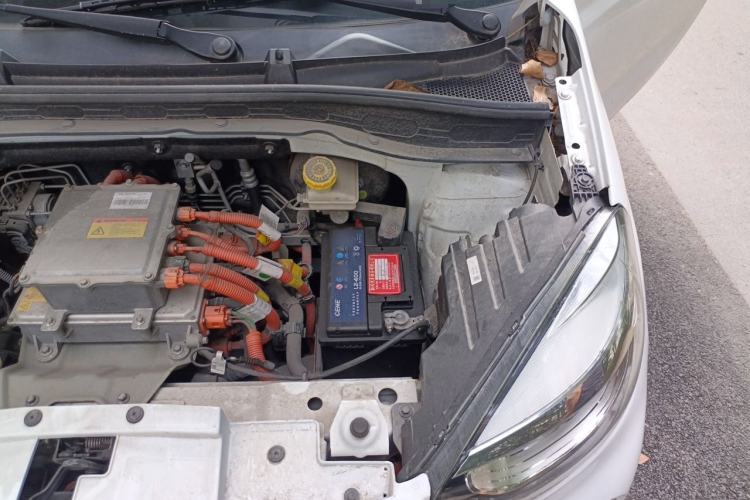Used Roewe Clever 2020 Urban Style Edition Engine Bay Left