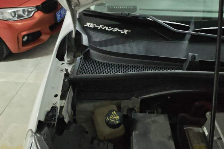 Used Roewe Clever 2020 Urban Style Edition Engine Bay Right