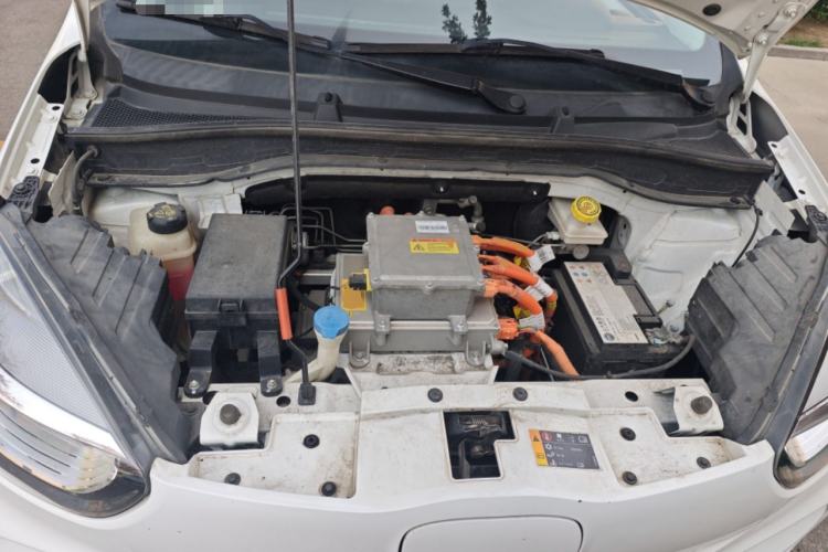 Used Roewe Clever 2020 Urban Style Edition Engine Bay