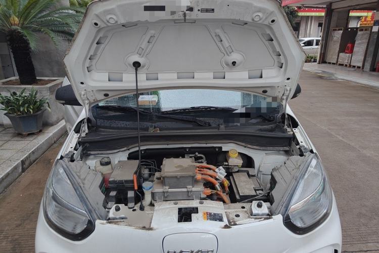 Used Roewe Clever 2020 Urban Style Edition Engine Bay