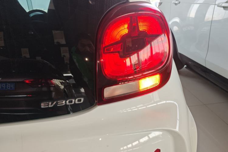 Used Roewe Clever 2020 Urban Style Edition Exterior 6