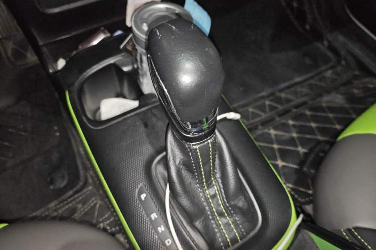 Used Roewe Clever 2020 Urban Style Edition Gear Lever